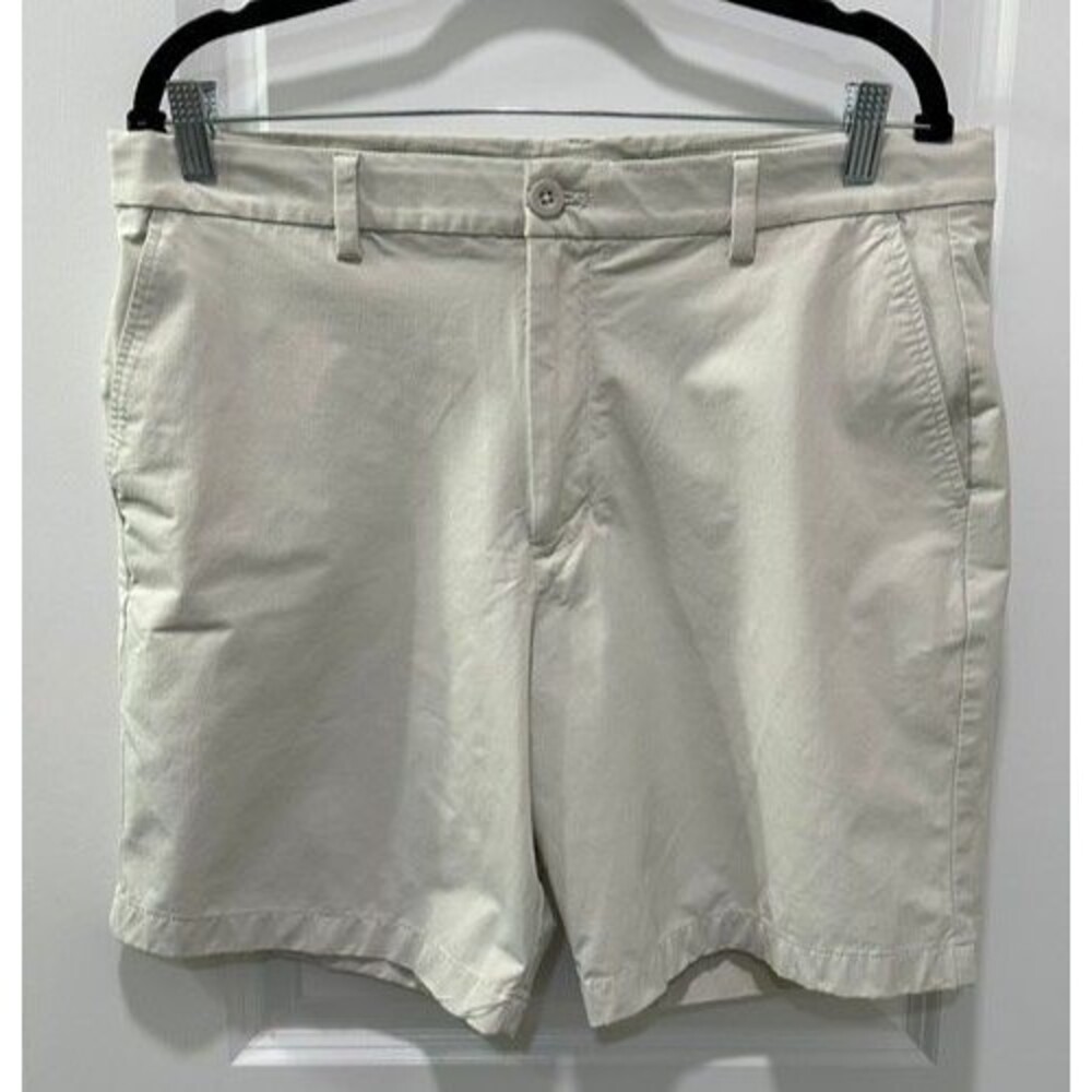 Vineyard Vines Performance Breaker Stretch Shorts Stone 35 Men’s Golf Casual